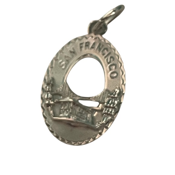 Vintage Silver San Francisco Charm Pendant - Picture 3 of 6